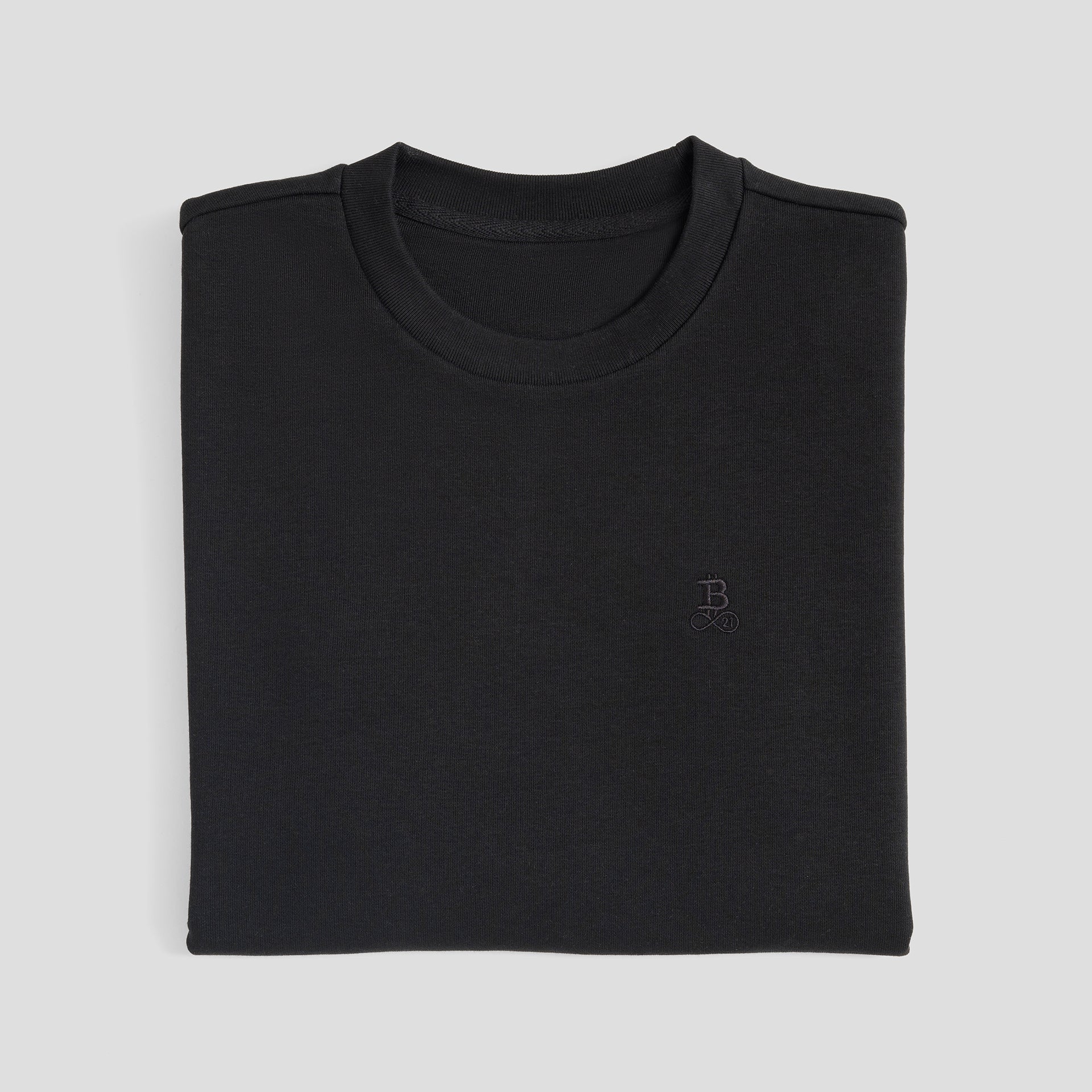 T-shirt Bitcoin Oversize Privacy - Black da uomo in cotone pesante con logo Bitcoin21 ricamato tono su tono, t-shirt piegata su fondo chiaro