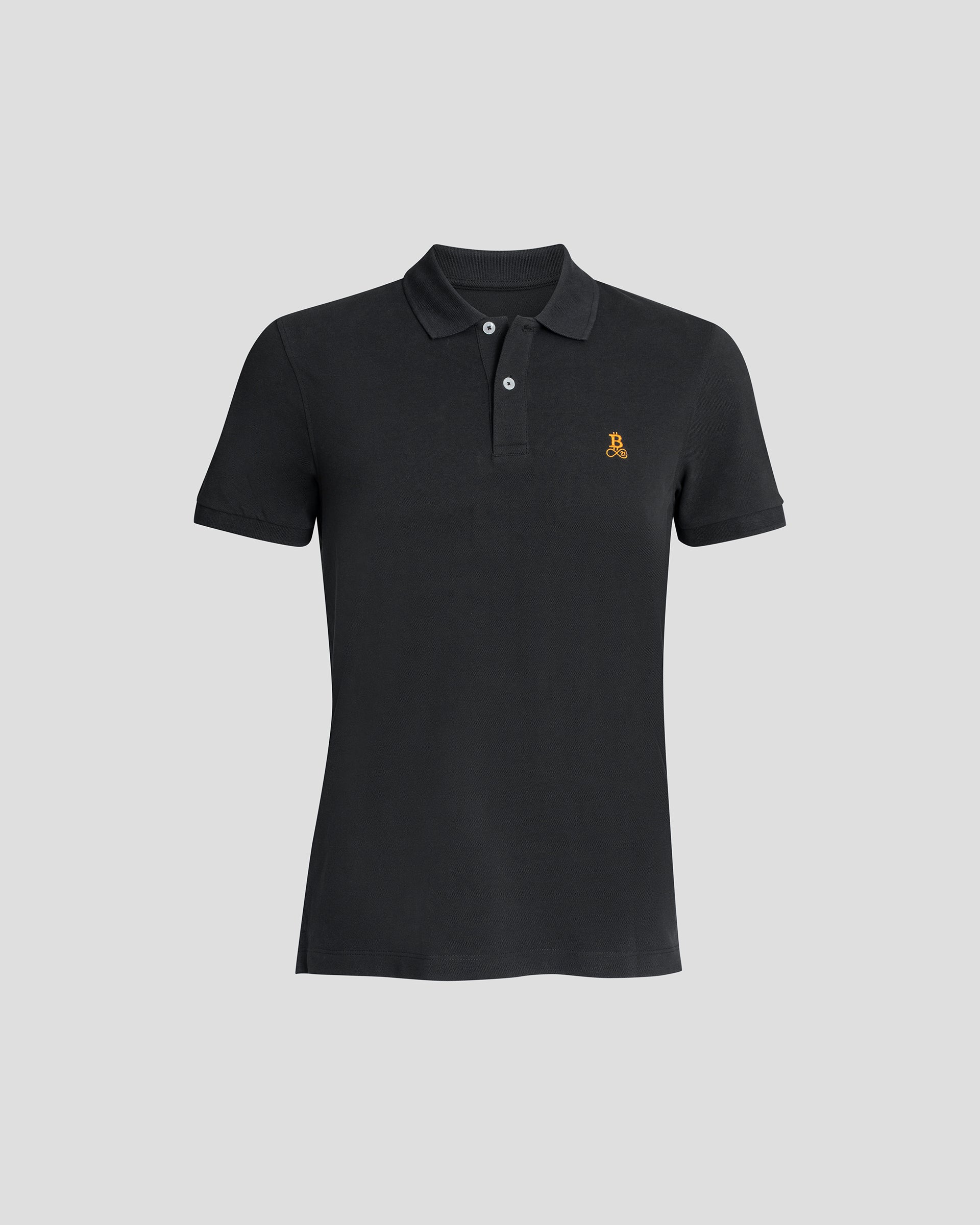 Bitcoin Poloshirt in Schwarz für Herren aus Bio Baumwolle mit orangefarbenen gesticktem Bitcoin21 Logo, klassisches Poloshirt freigestellt vor hellem Hintergrund