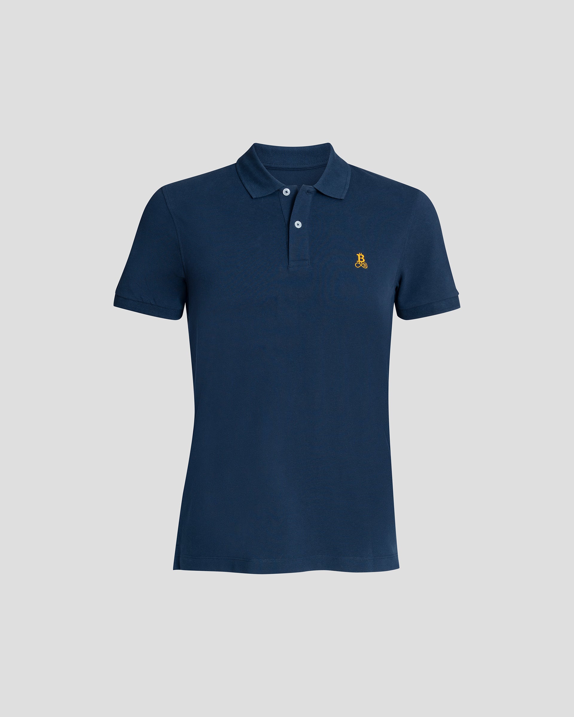 Bitcoin Poloshirt navy für Herren aus Bio Baumwolle mit orangefarbenen gesticktem Bitcoin21 Logo, klassisches Poloshirt freigestellt vor hellem Hintergrund
