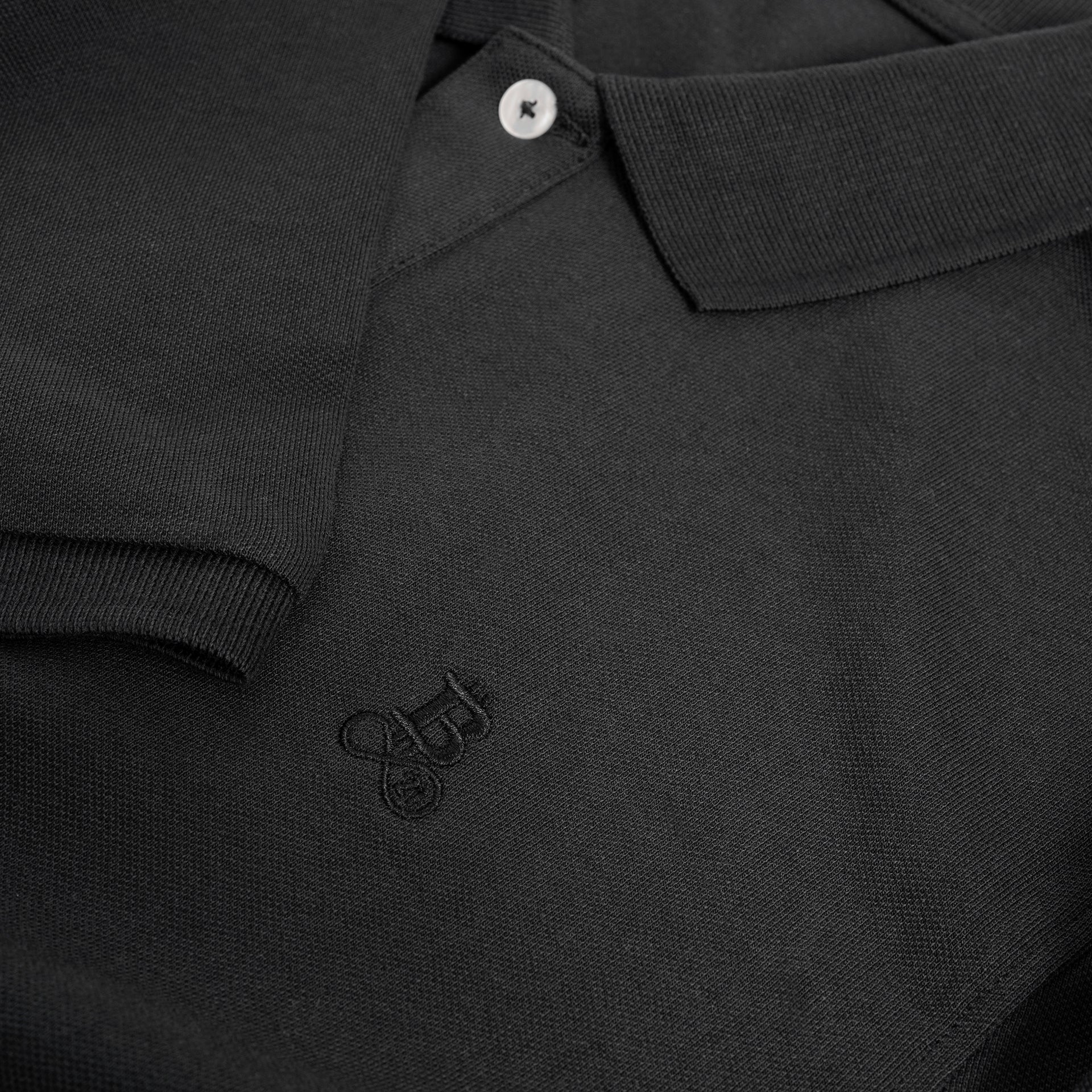 Polo Bitcoin Privacy - Black da uomo in cotone, dettaglio di colletto polo, placket e logo Bitcoin21 ricamato tono su tono