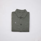 Bitcoin Worker Jacket Privacy in Washed Organic Khaki, gefaltet von vorn mit Ton in Ton gesticktem Bitcoin21-Logo