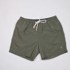 Bitcoin Badehose Privacy in Khaki, flach liegend von vorn, Bitcoin21-Logo Ton in Ton am Bein