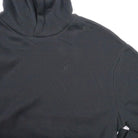 Bitcoin Hoodie Oversized Privacy in Schwarz, Detail von Kapuze und Schulter