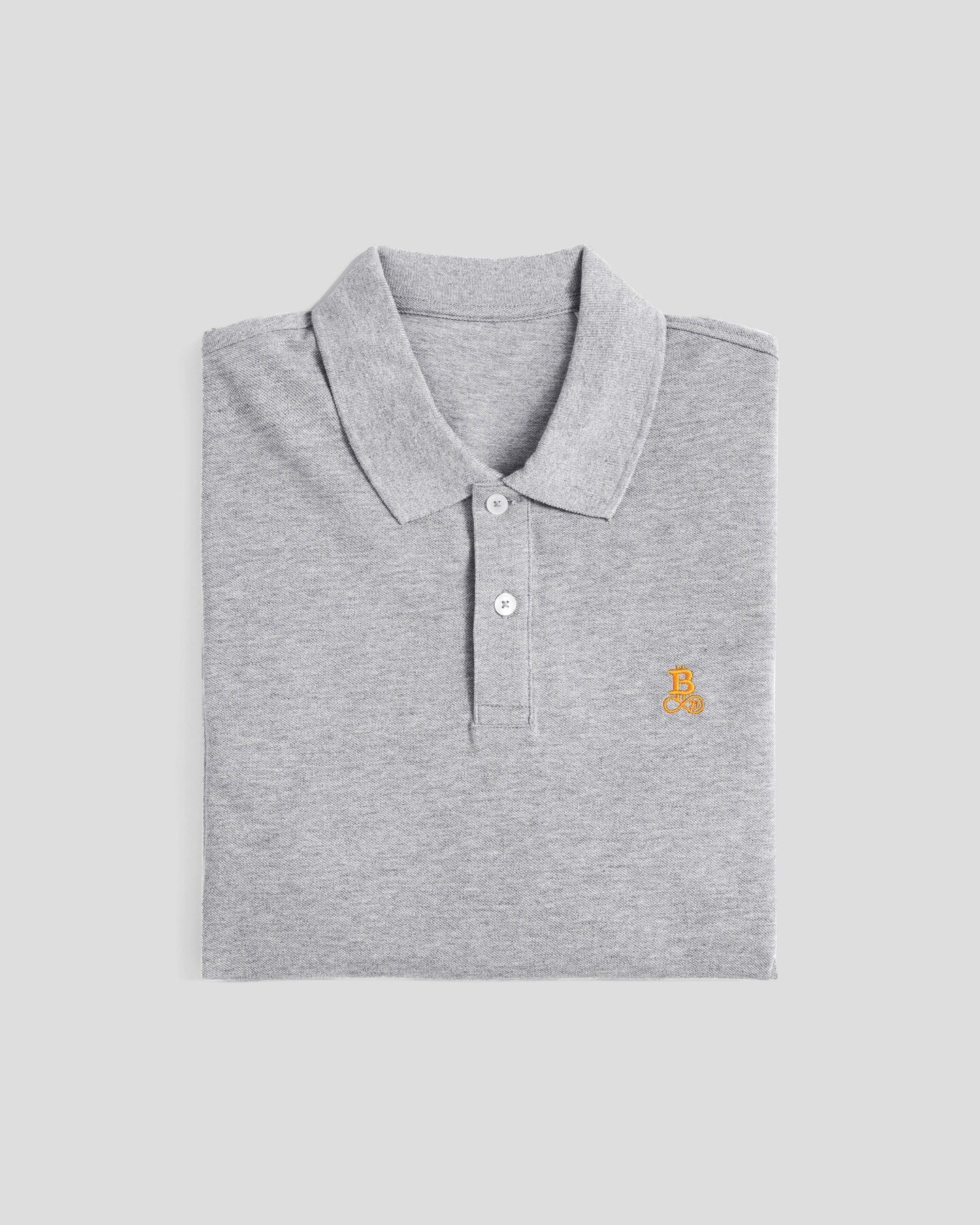 Bitcoin Poloshirt in hellgrau für Herren aus hochwertiger Baumwolle mit orangefarbenem gesticktem Bitcoin21 Logo