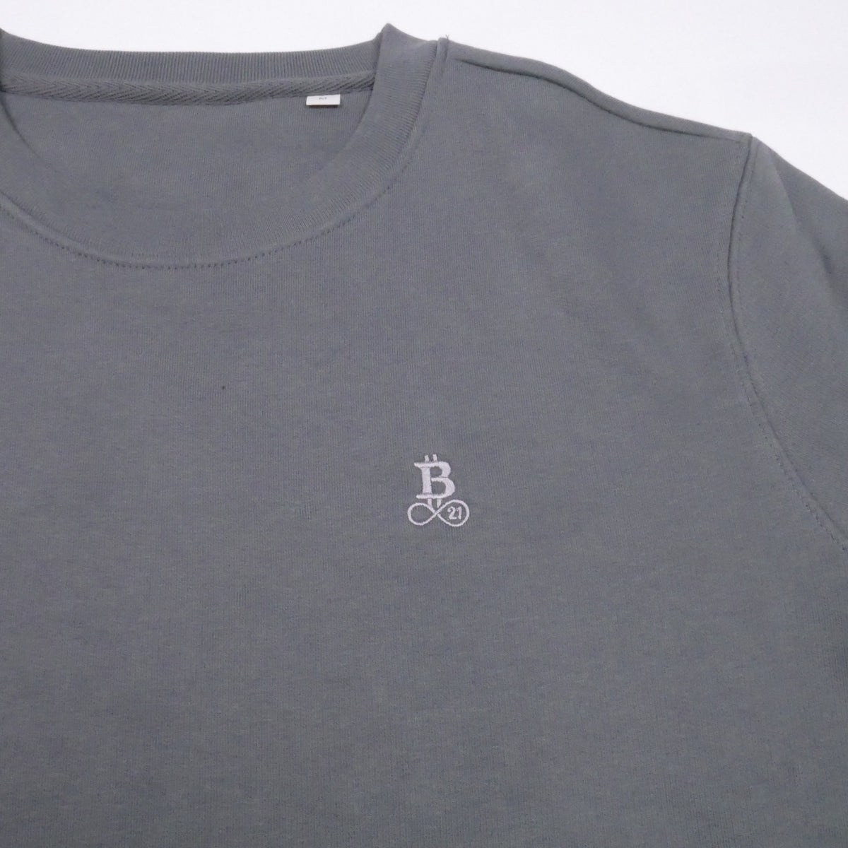 Bitcoin Sweatshirt Privacy in Dunkelgrau, Detail von Kragen und Schulter